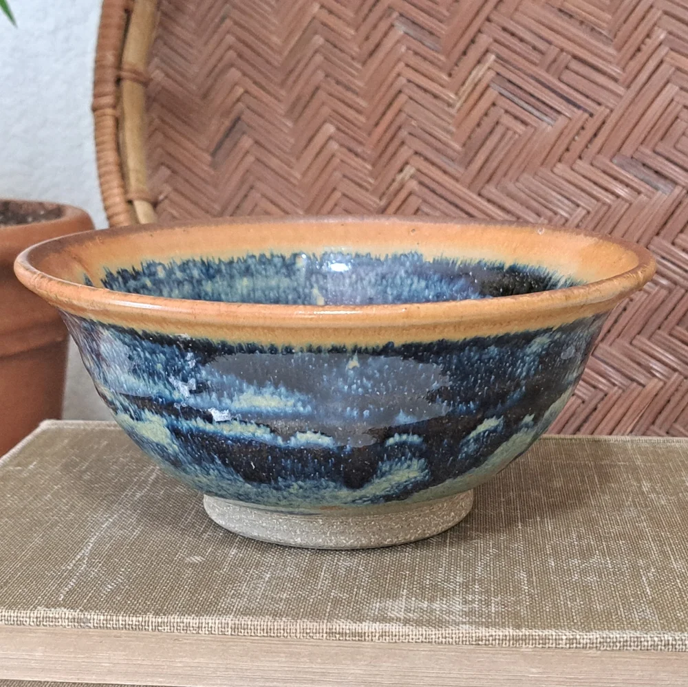 Studio Art Pottery Ceramic Bowl - Picture 2 of 9